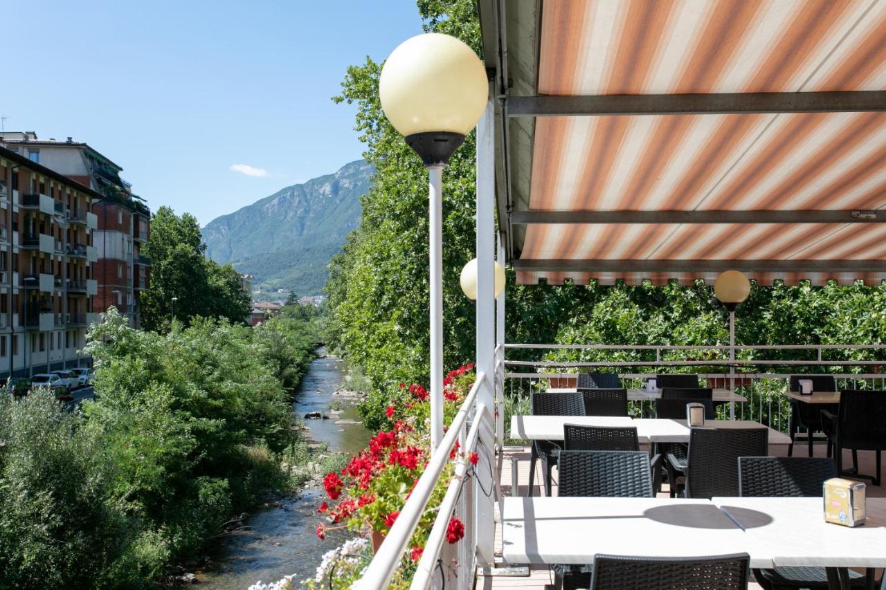Appartamento Grande Al Ponte. Situato Vicino All'Ospedale, Al Parco E Al Centro Citta Trento Dış mekan fotoğraf